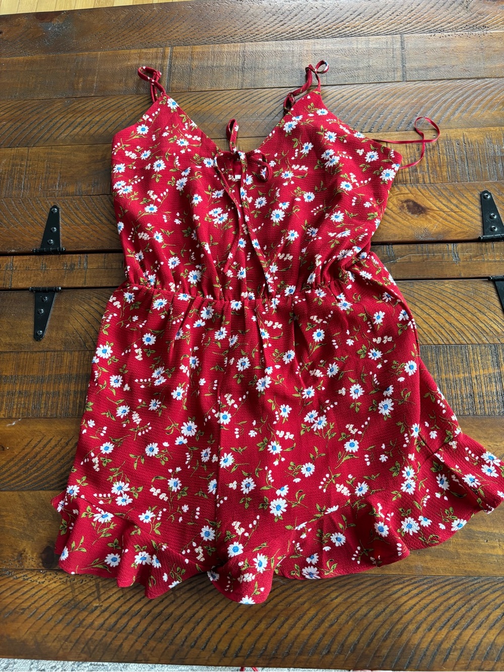 Everly Bright Pink Floral Romper with Spaghetti Straps size small.